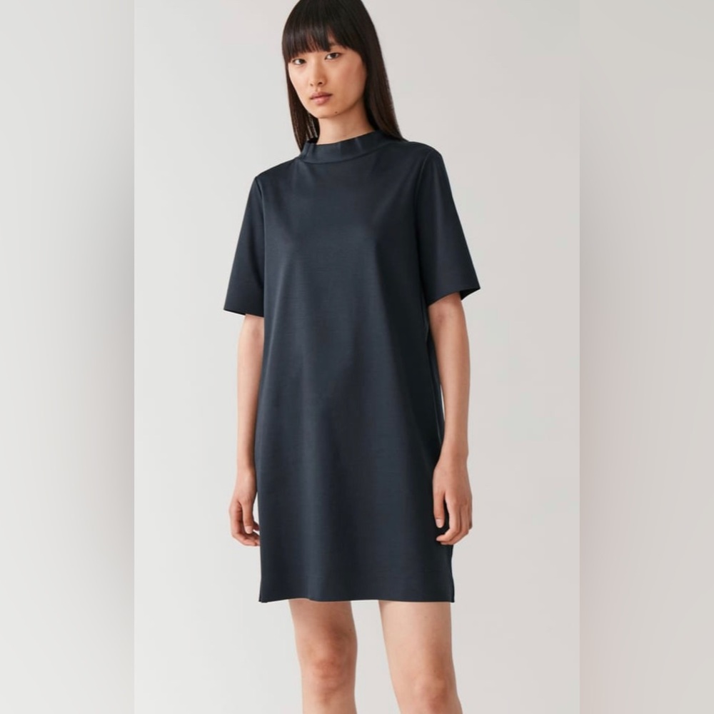 COS | Navy Short-Sleeve Mini Dress